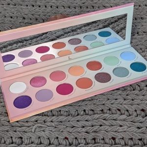 Candy Skies eyeshadow palette